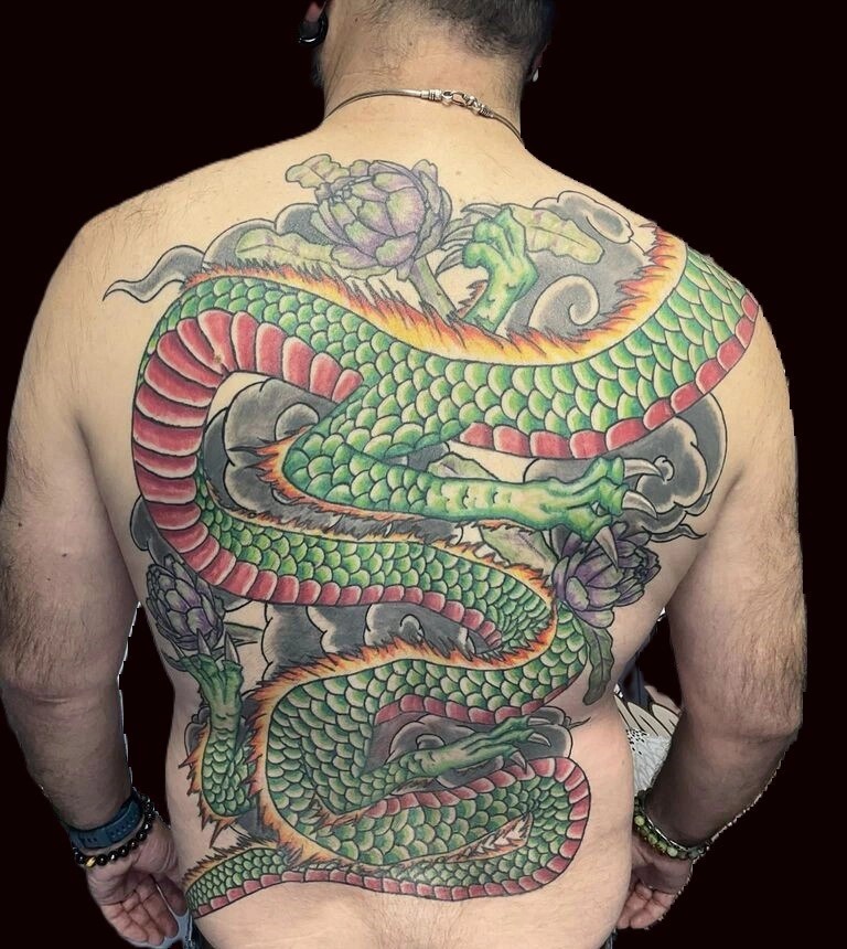 tattoo dragon japonais version bretonne